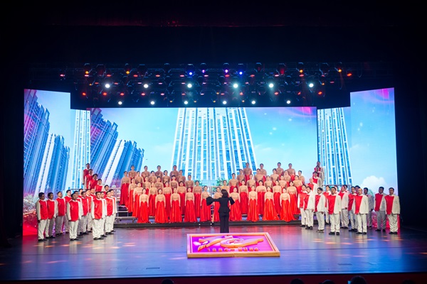 登录入口机关选送的大合唱《走进新时代》.jpg